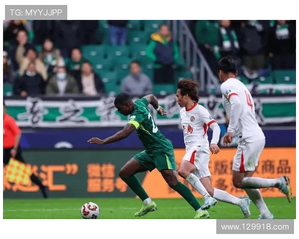 北京国安主场迎战强敌，精彩对决现场直播